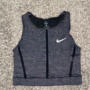 NIKE PRO HYPERCOOL cropped tank top